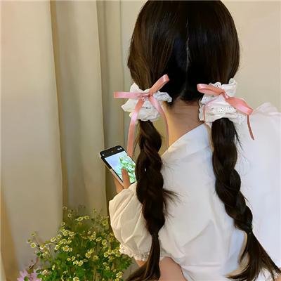 秀色依旧照清眸